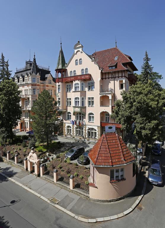 Spa Hotel Villa Smetana Κάρλοβι Βάρι Εξωτερικό φωτογραφία