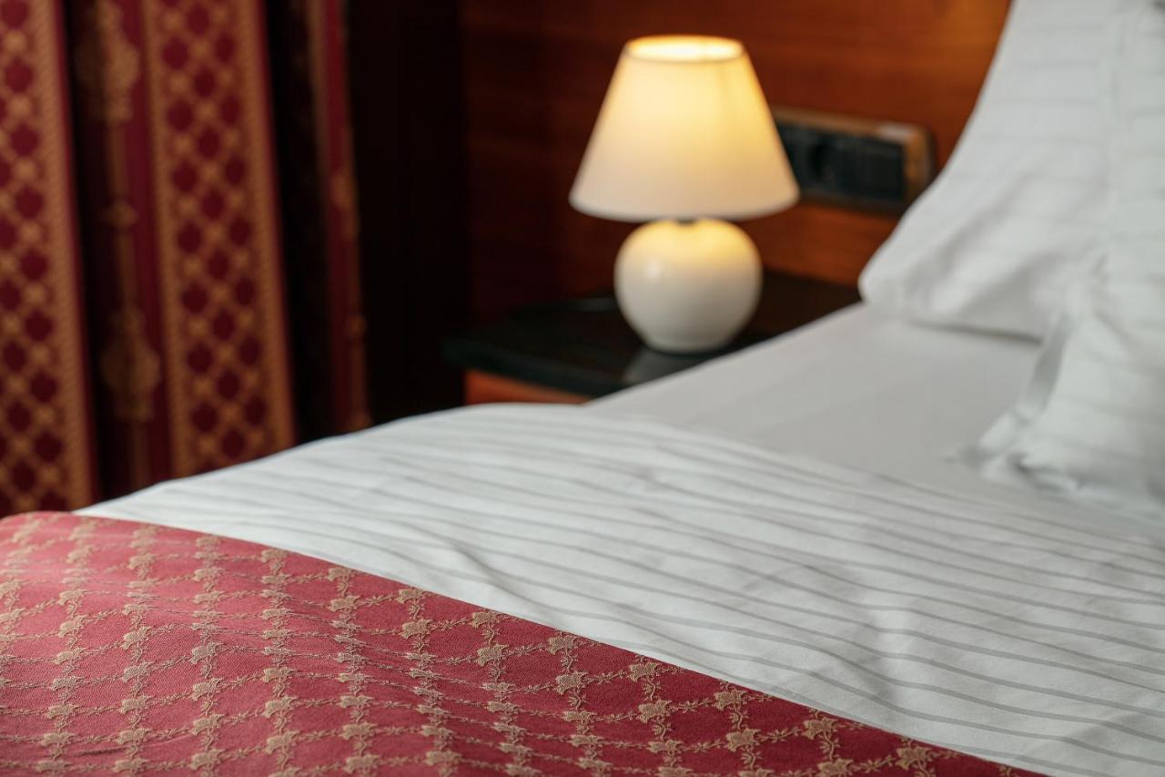 Spa Hotel Villa Smetana Κάρλοβι Βάρι Εξωτερικό φωτογραφία
