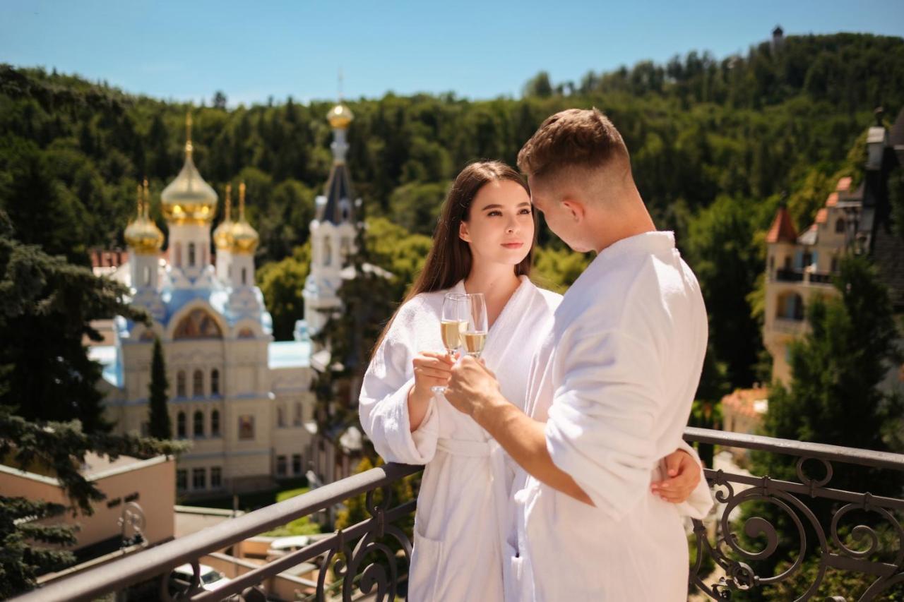 Spa Hotel Villa Smetana Κάρλοβι Βάρι Εξωτερικό φωτογραφία