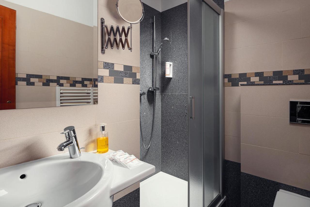 Spa Hotel Villa Smetana Κάρλοβι Βάρι Εξωτερικό φωτογραφία